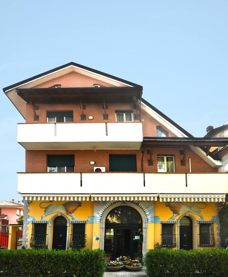 Borromeo Residenze Service S.A.S Peschiera Borromeo Ngoại thất bức ảnh